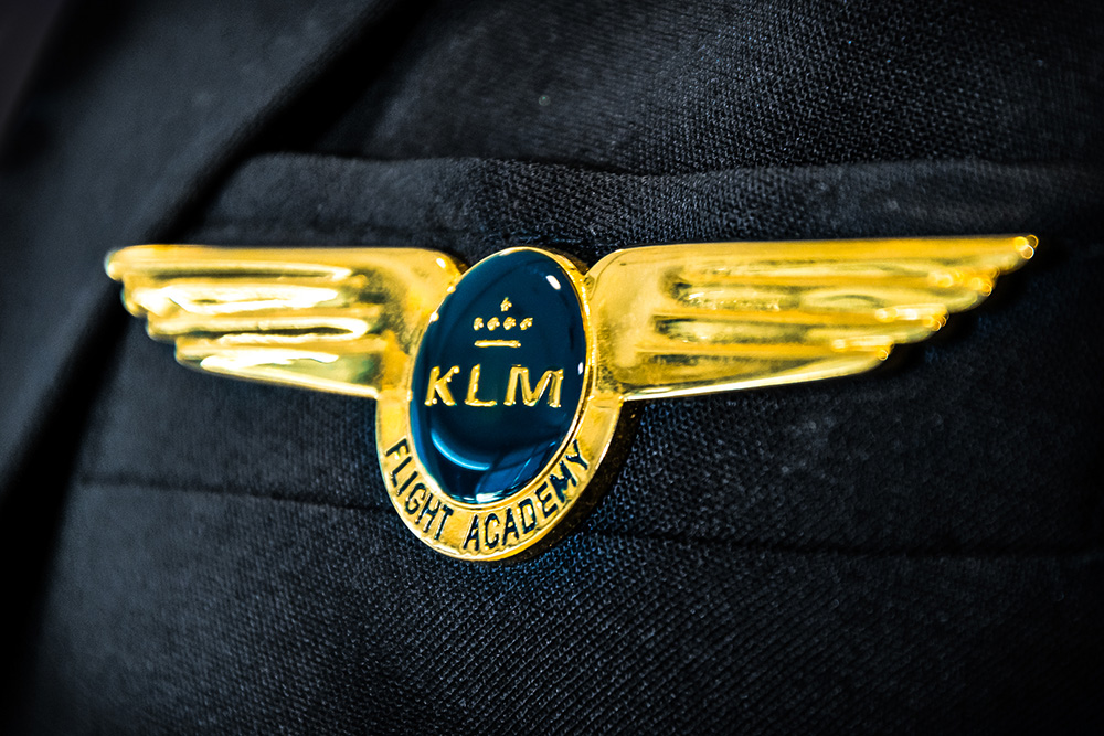 De wing van KLM Flight Academy.